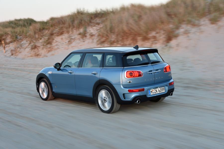  Mini Cooper SD Clubman ALL4 2016 года  (фото 39 из 101)